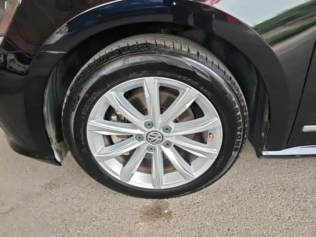 2017 Passat 330TSI DSG Premium Edition — миниатюра 23