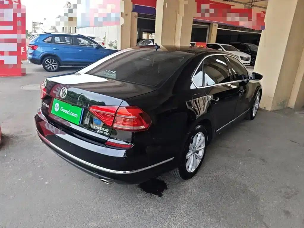 2017 Passat 330TSI DSG Premium Edition — миниатюра 7