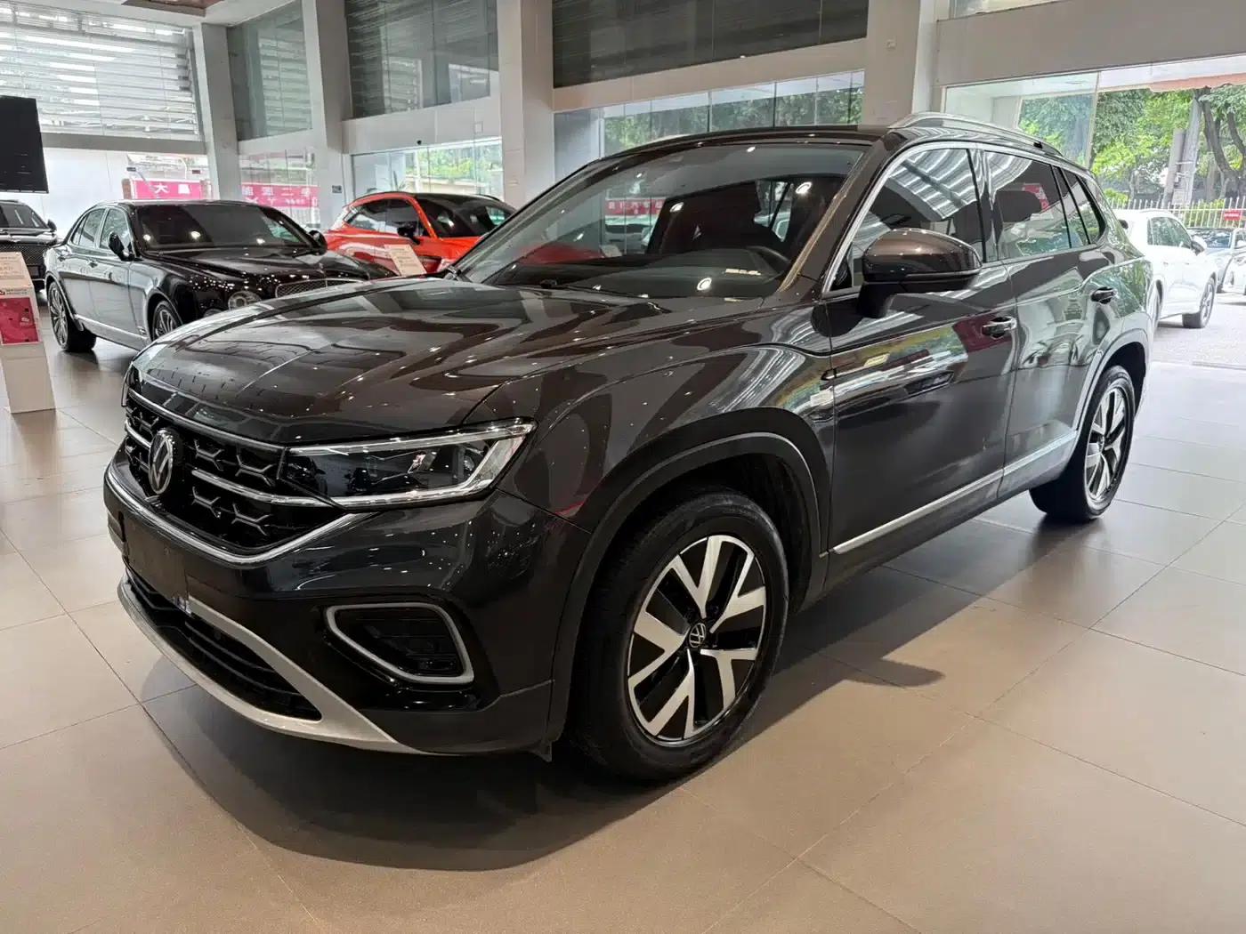 Tayron 2023 280TSI 2WD Luxury Plus Advanced Edition — миниатюра 1