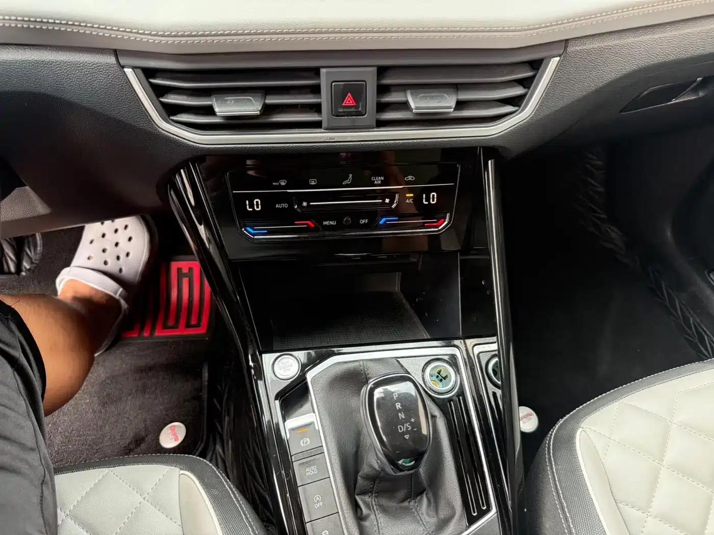 Tayron 2023 280TSI 2WD Luxury Plus Advanced Edition — миниатюра 15