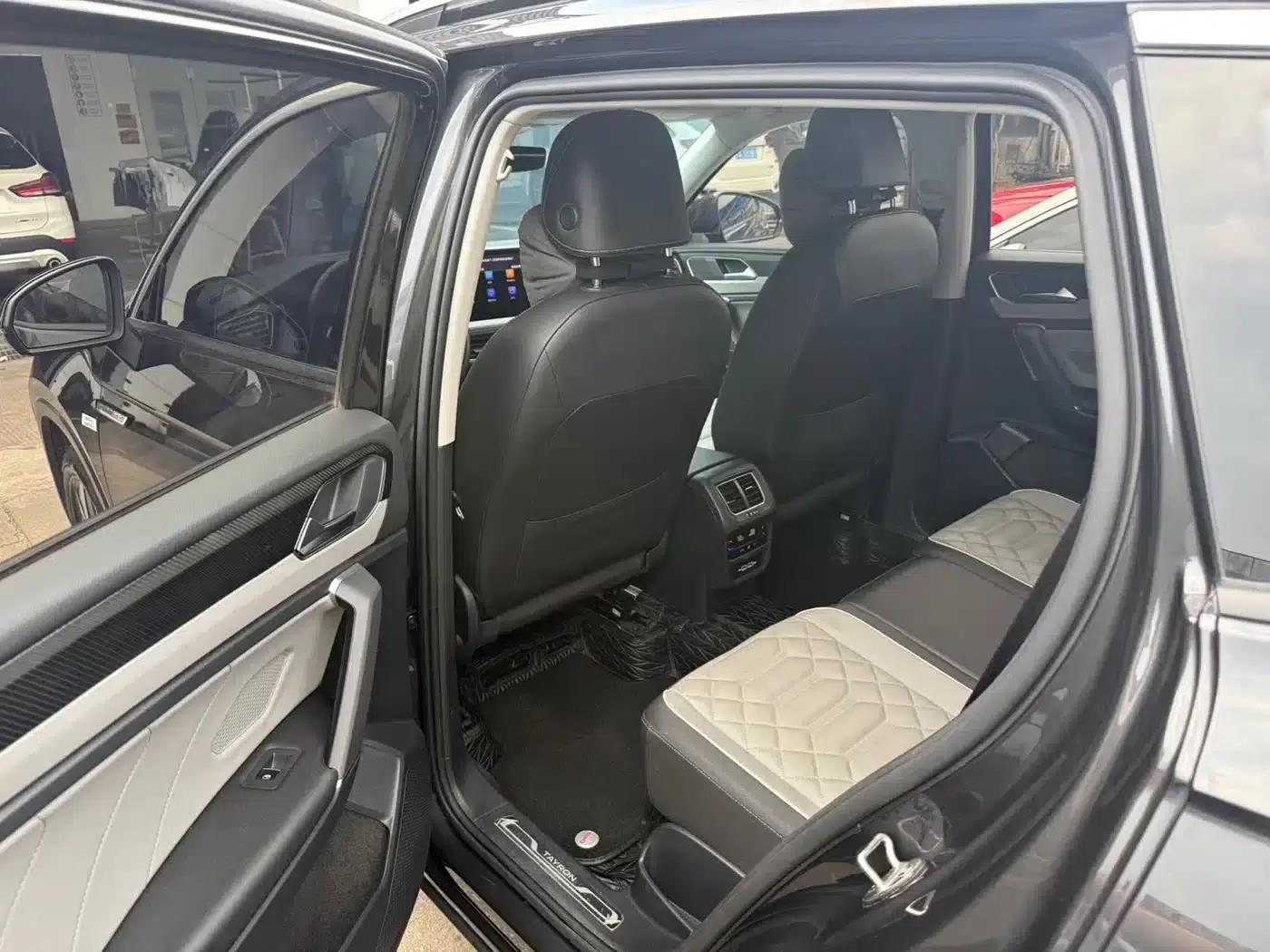 Tayron 2023 280TSI 2WD Luxury Plus Advanced Edition — миниатюра 8