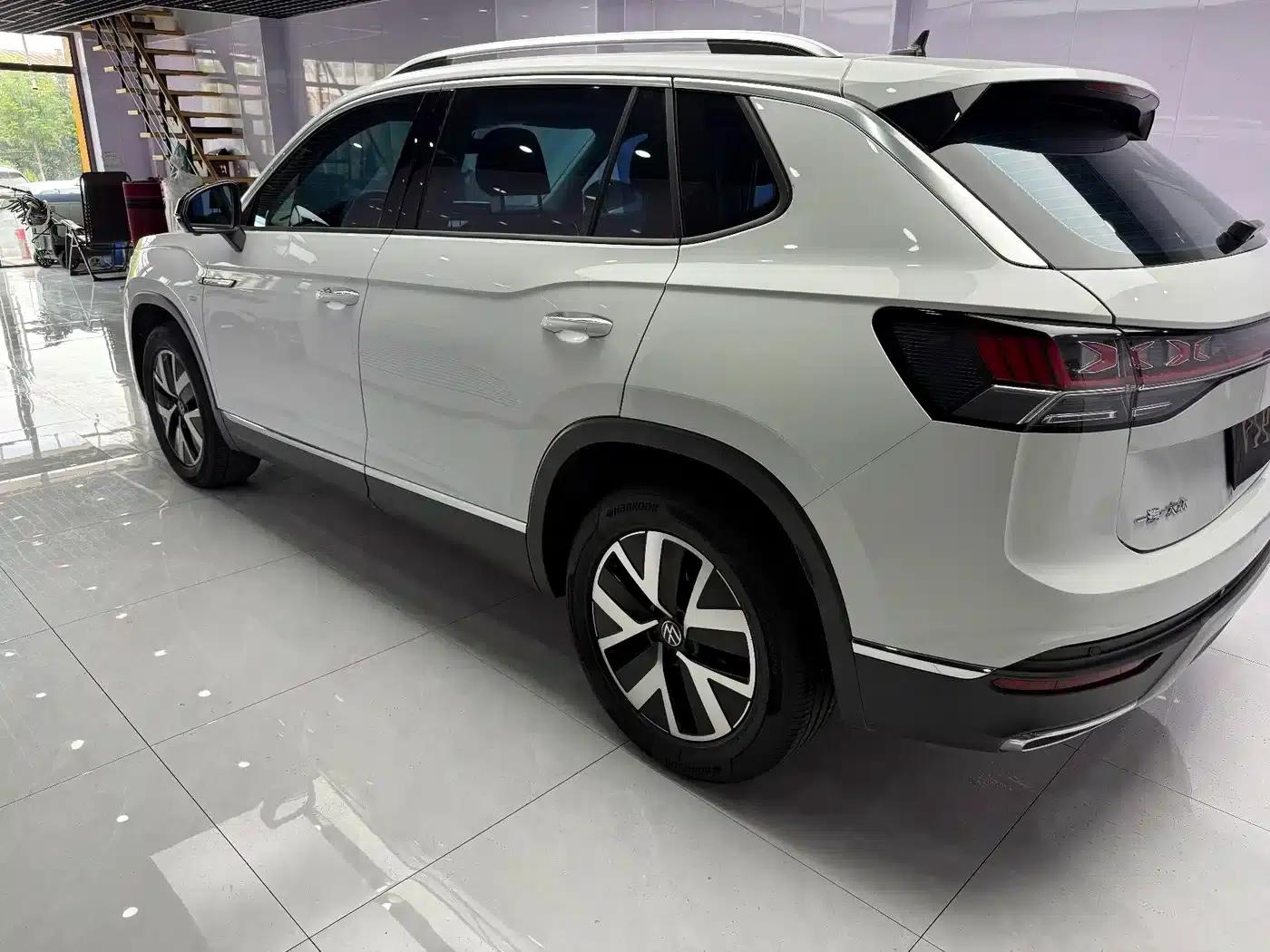 Tayron 2023 280TSI 2WD Luxury Plus Advanced Edition — миниатюра 5
