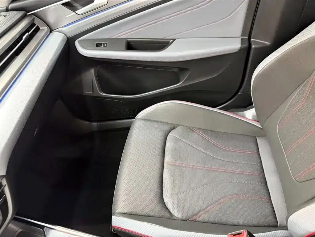 Lamando 2022 Lamando L 280TSI DSG Hot Edition — миниатюра 12