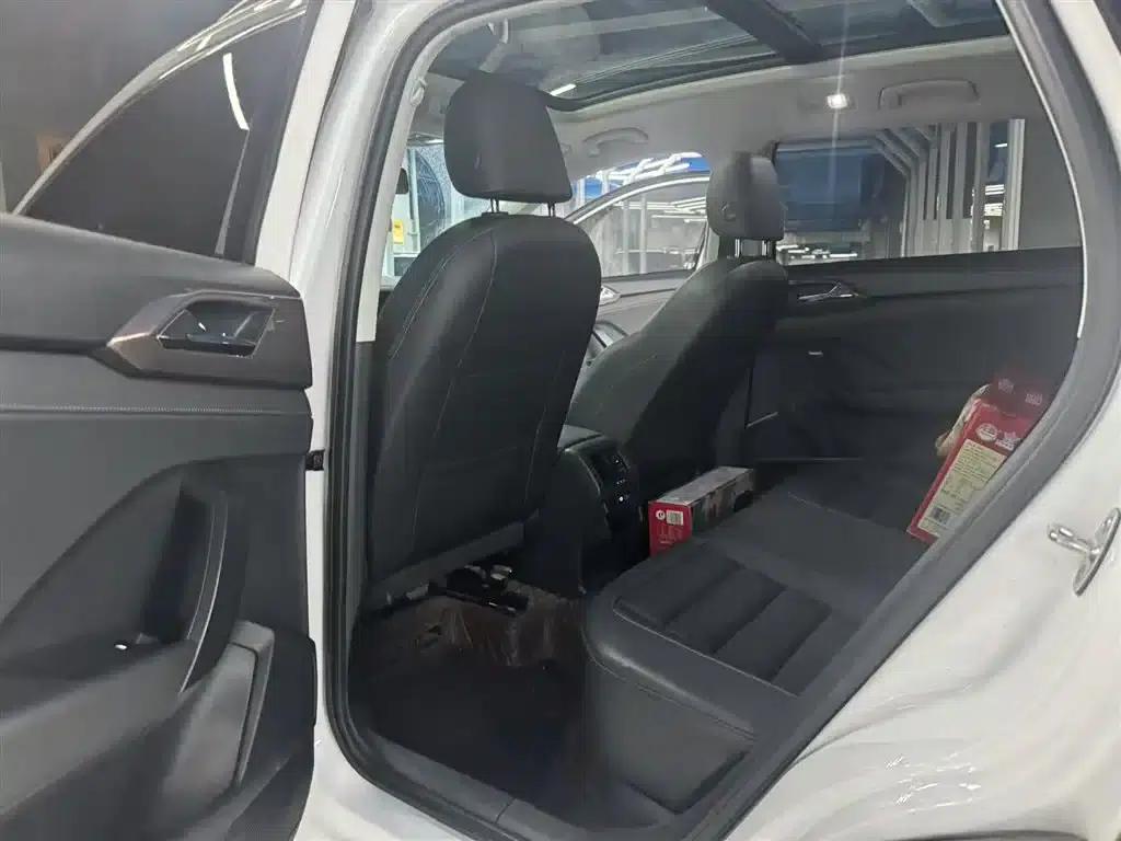 Tharu 2022 280TSI 2WD Luxury Edition — миниатюра 6