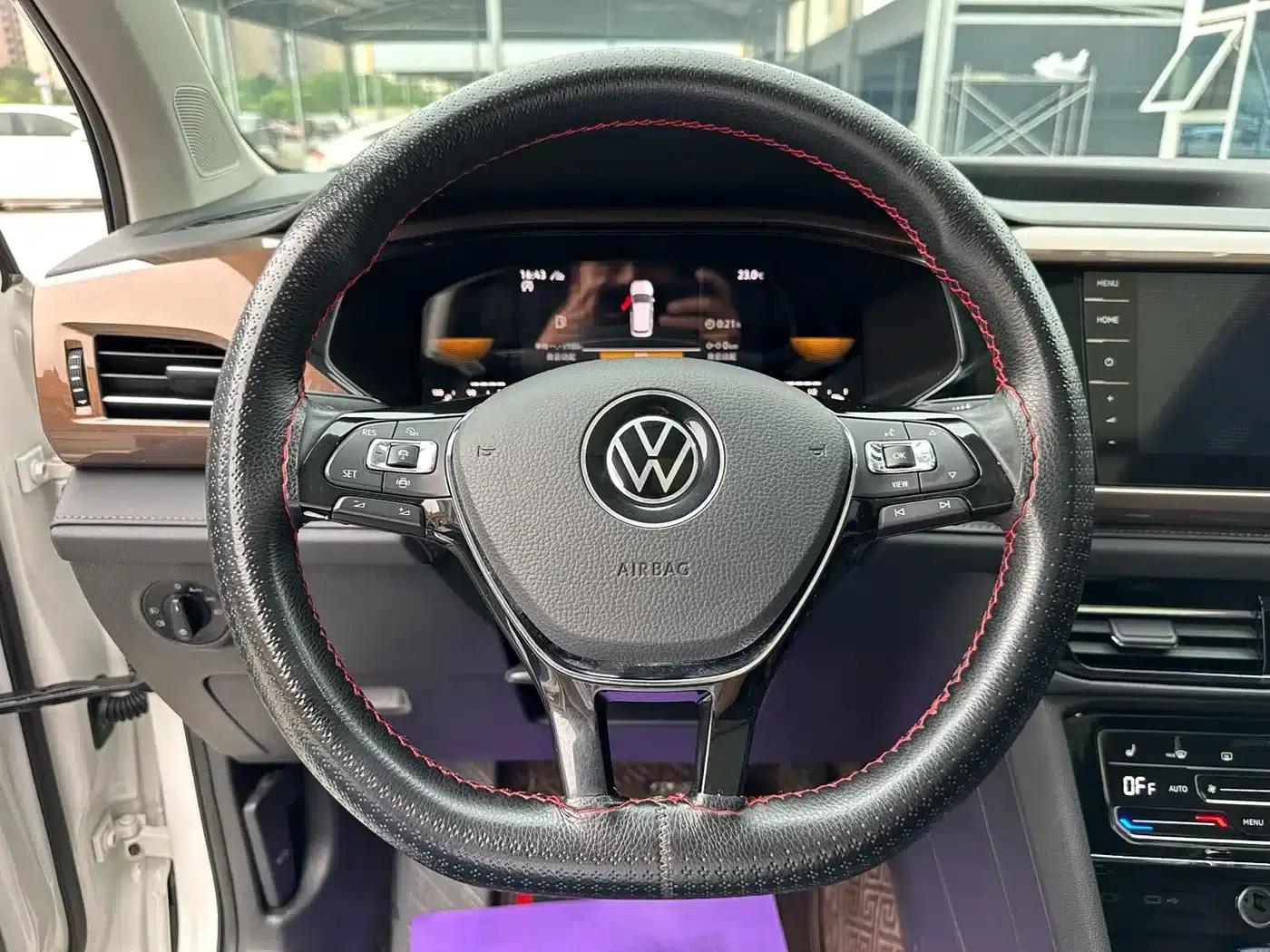 Tharu 2022 280TSI 2WD Luxury Edition — миниатюра 13