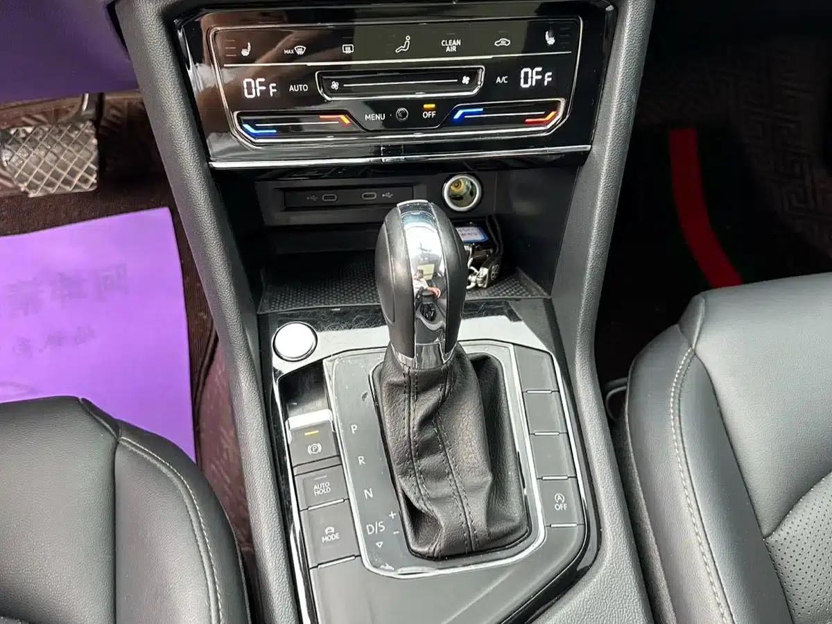 Tharu 2022 280TSI 2WD Luxury Edition — миниатюра 17