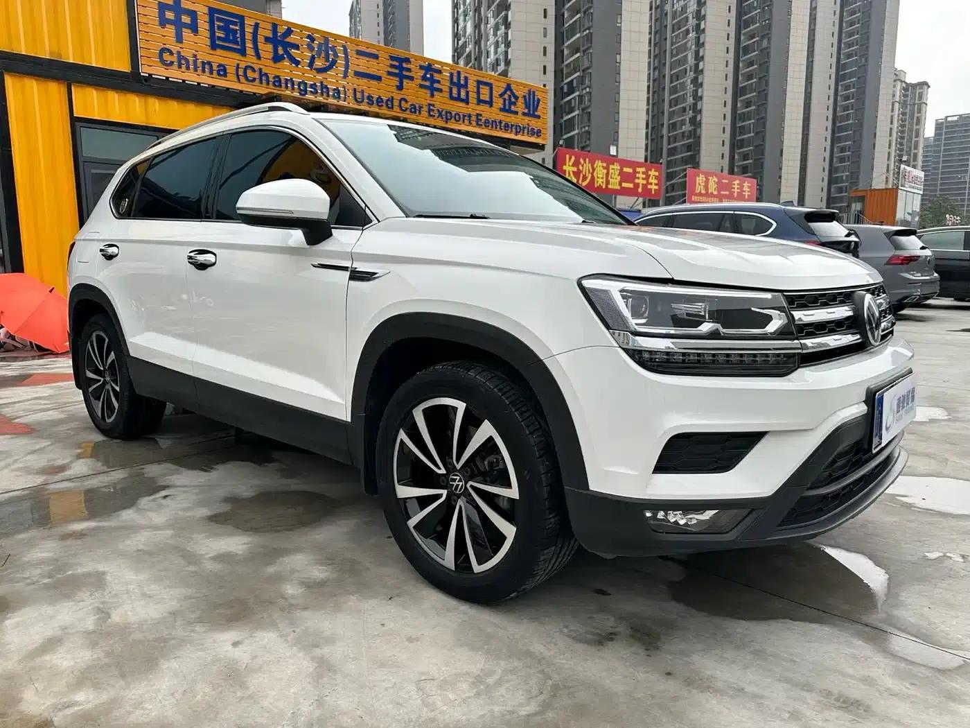 Tharu 2022 280TSI 2WD Luxury Edition — миниатюра 3