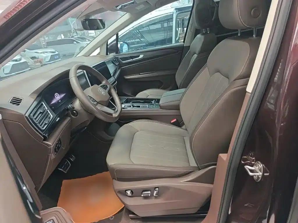 Viloran 2023 Facelift 380TSI Premium Edition — миниатюра 15