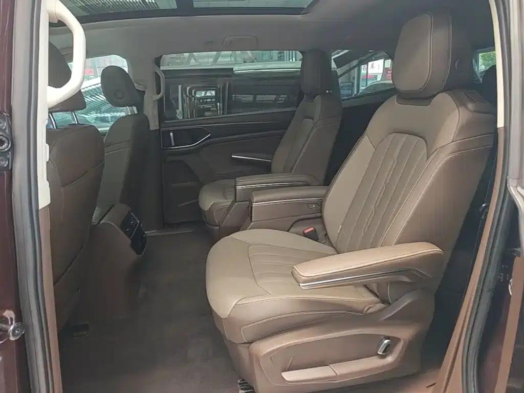 Viloran 2023 Facelift 380TSI Premium Edition — миниатюра 17