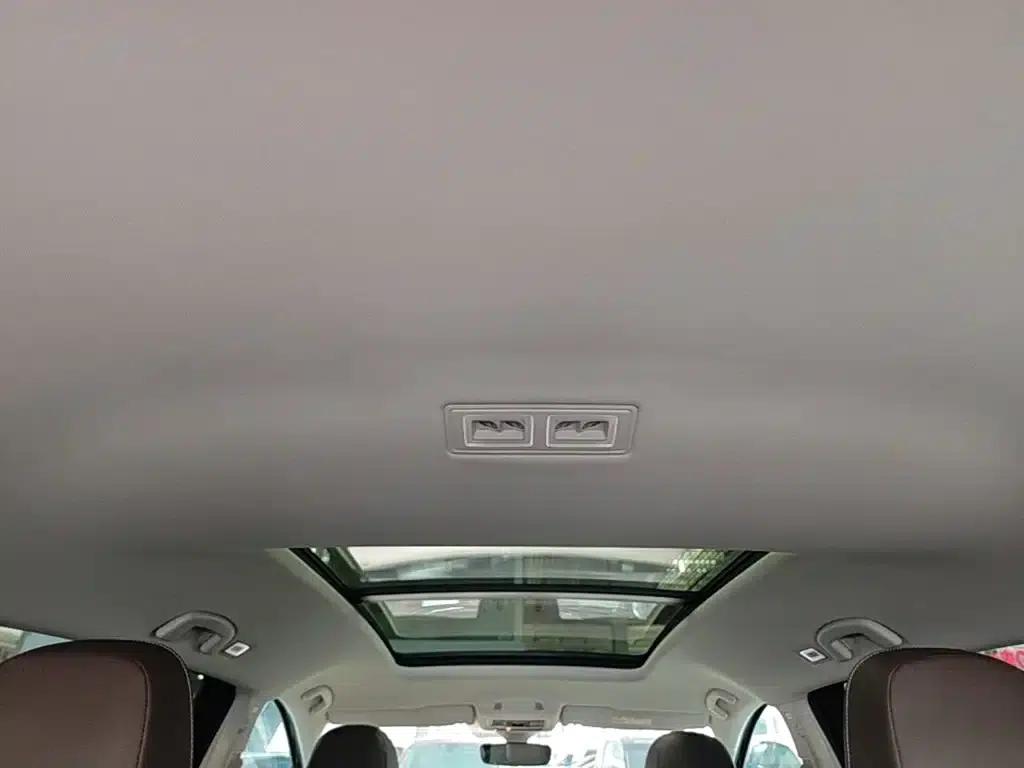 Viloran 2023 Facelift 380TSI Premium Edition — миниатюра 18