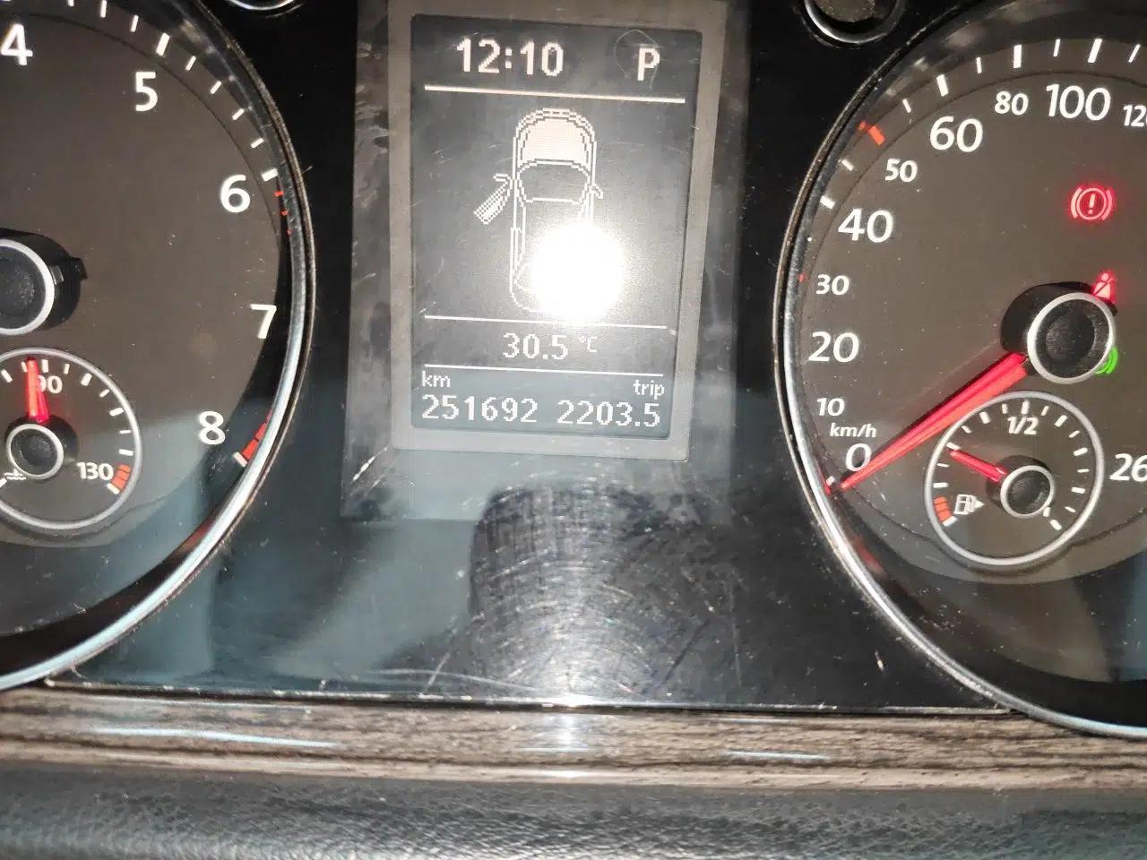 Volkswagen Magotan 2012 1.8TSI Prestige Model — миниатюра 12
