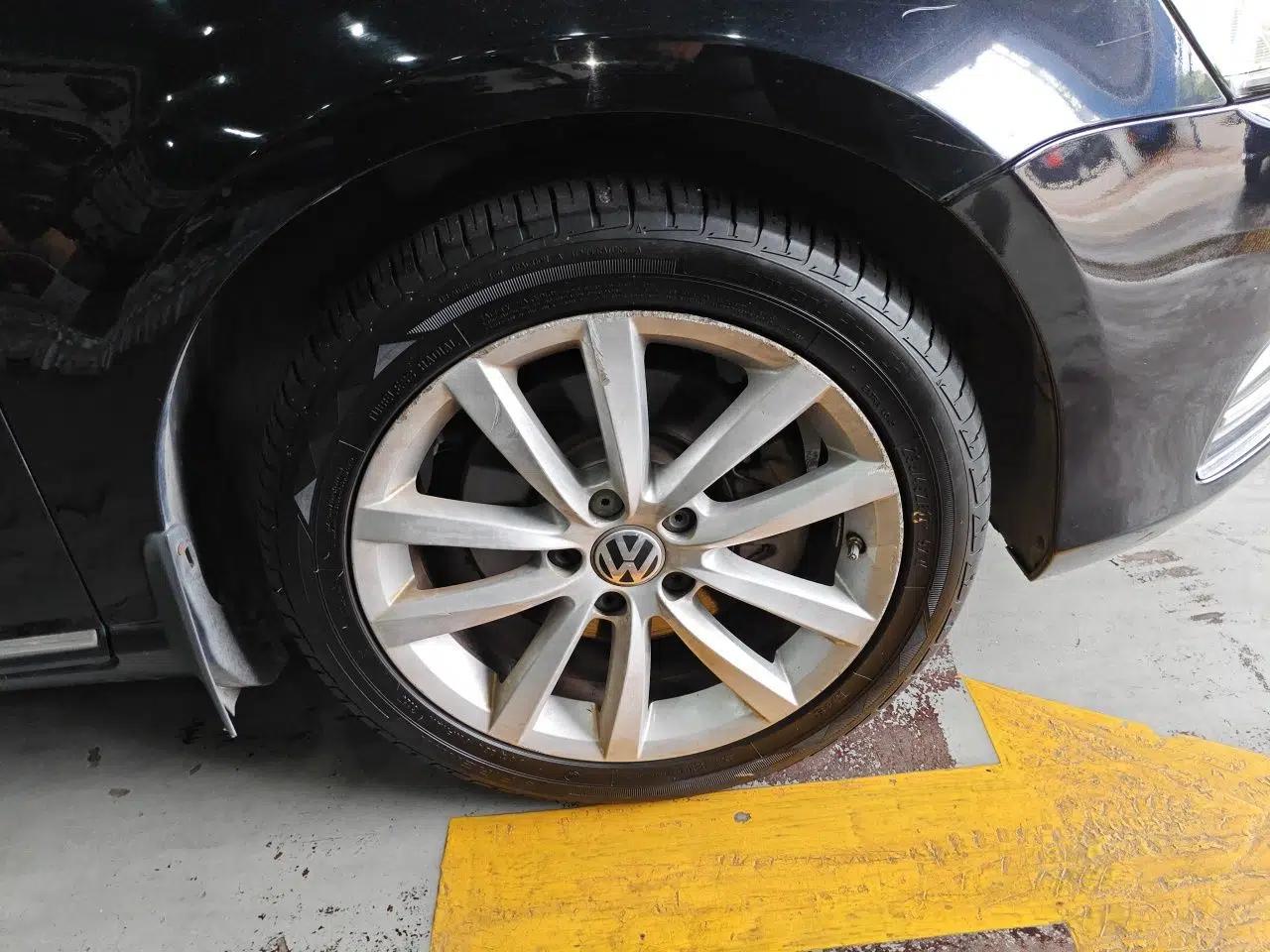 Volkswagen Magotan 2012 1.8TSI Prestige Model — миниатюра 8