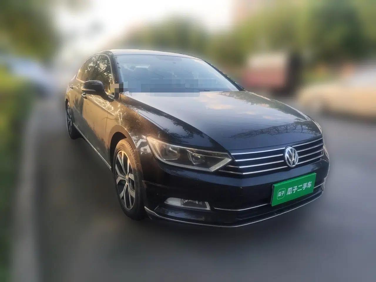 Volkswagen Magotan 2017 280TSI DSG Comfort Model — миниатюра 3
