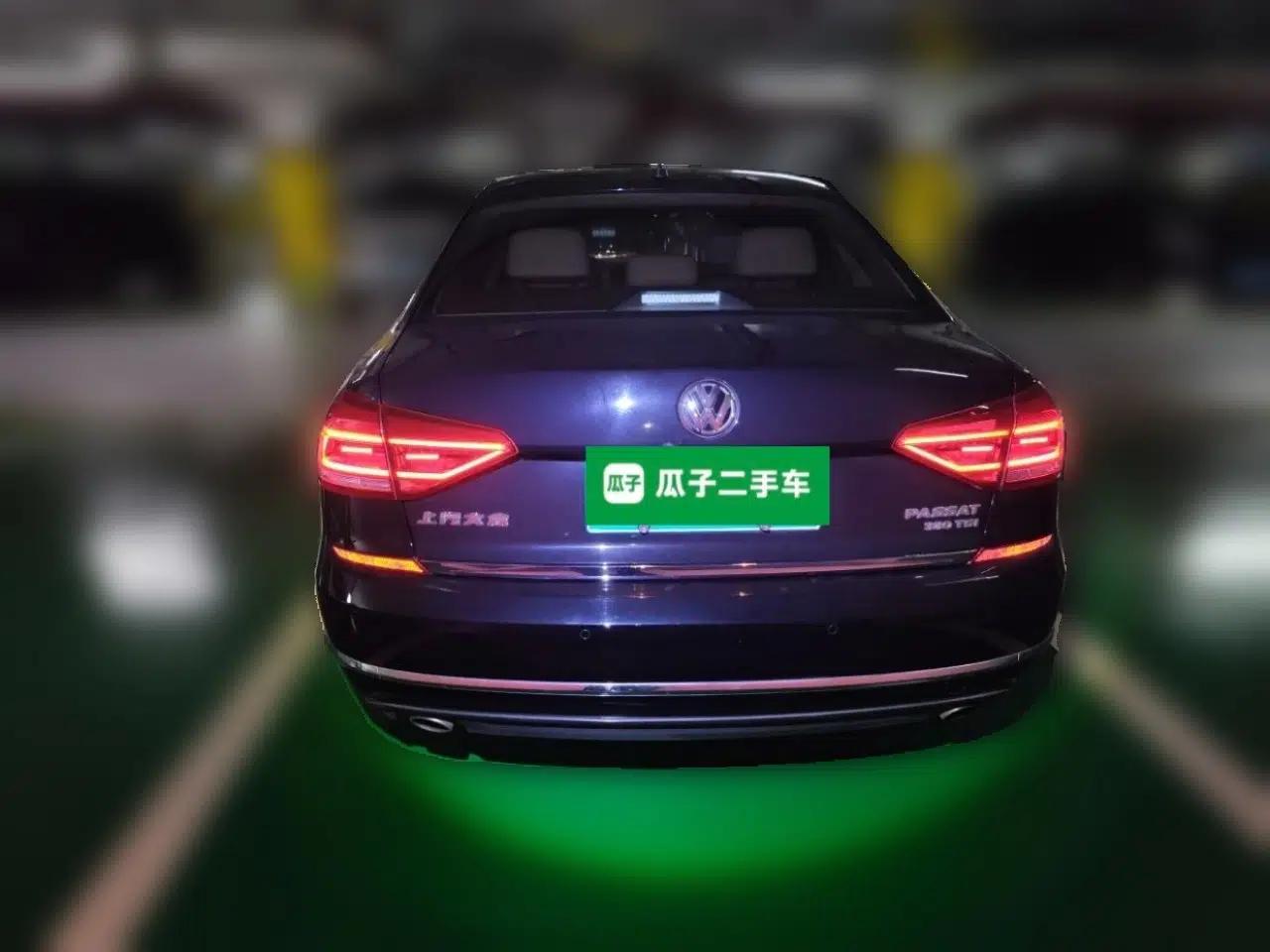Volkswagen Passat 2017 330TSI DSG Luxury Edition — миниатюра 5