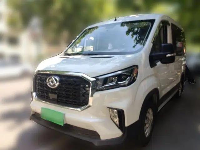 SAIC MAXUS Xintu V90 2024 ZhiJie 2.0T Automatic Front-Wheel-Drive Short Wheelbase Mid-Height Design with Single Rear Tire—5/6 Seater