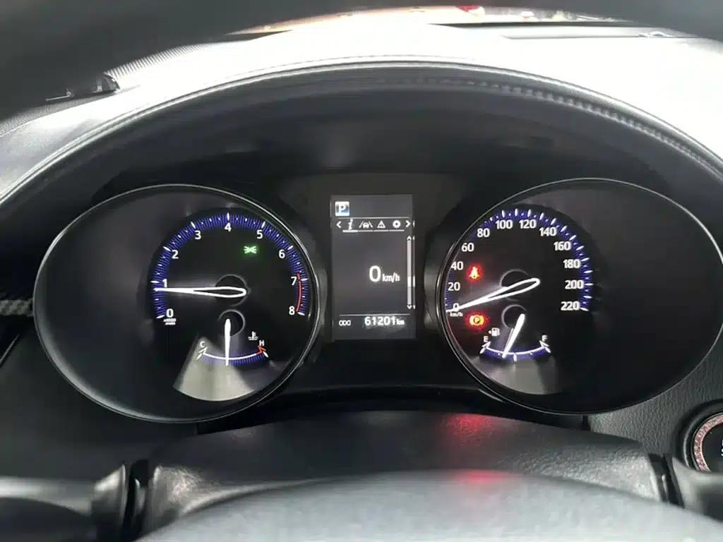 Toyota C-HR 2020 2.0L Leading Edition — миниатюра 3