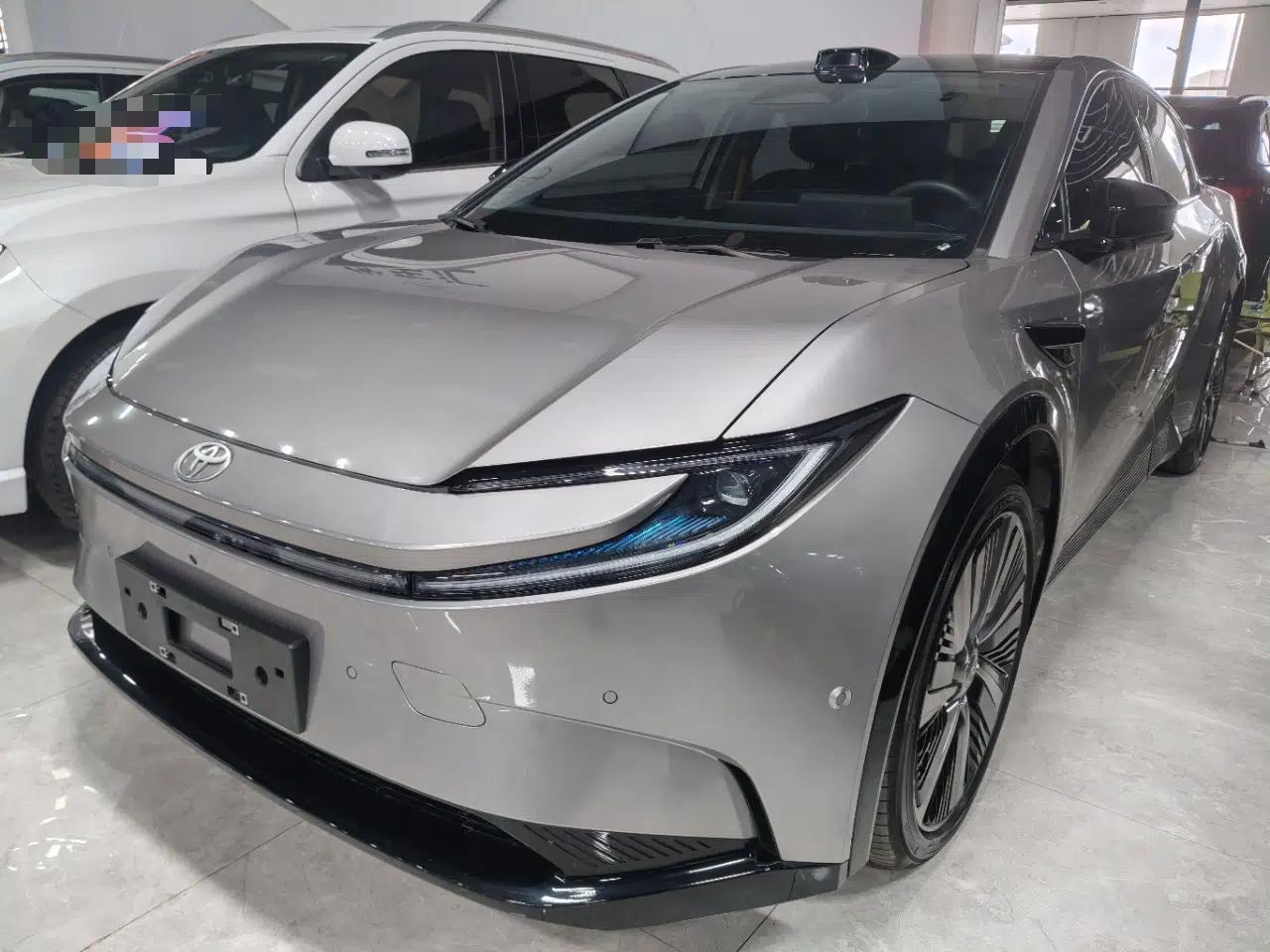 Toyota bZ5 2025 Model 550 PRO Smart Driving Edition — миниатюра 1