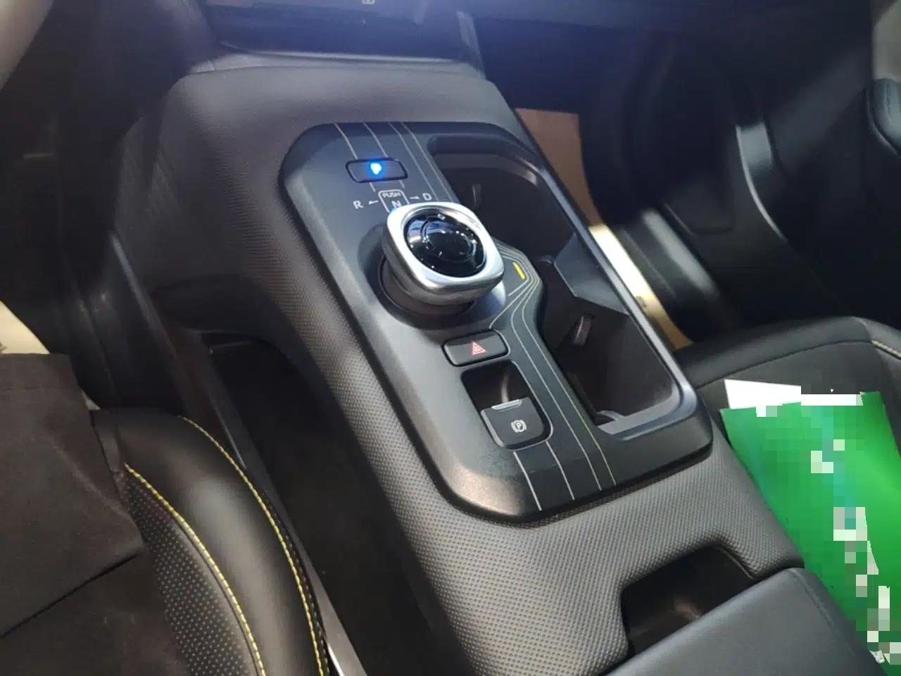 Toyota bZ5 2025 Model 550 PRO Smart Driving Edition — миниатюра 16