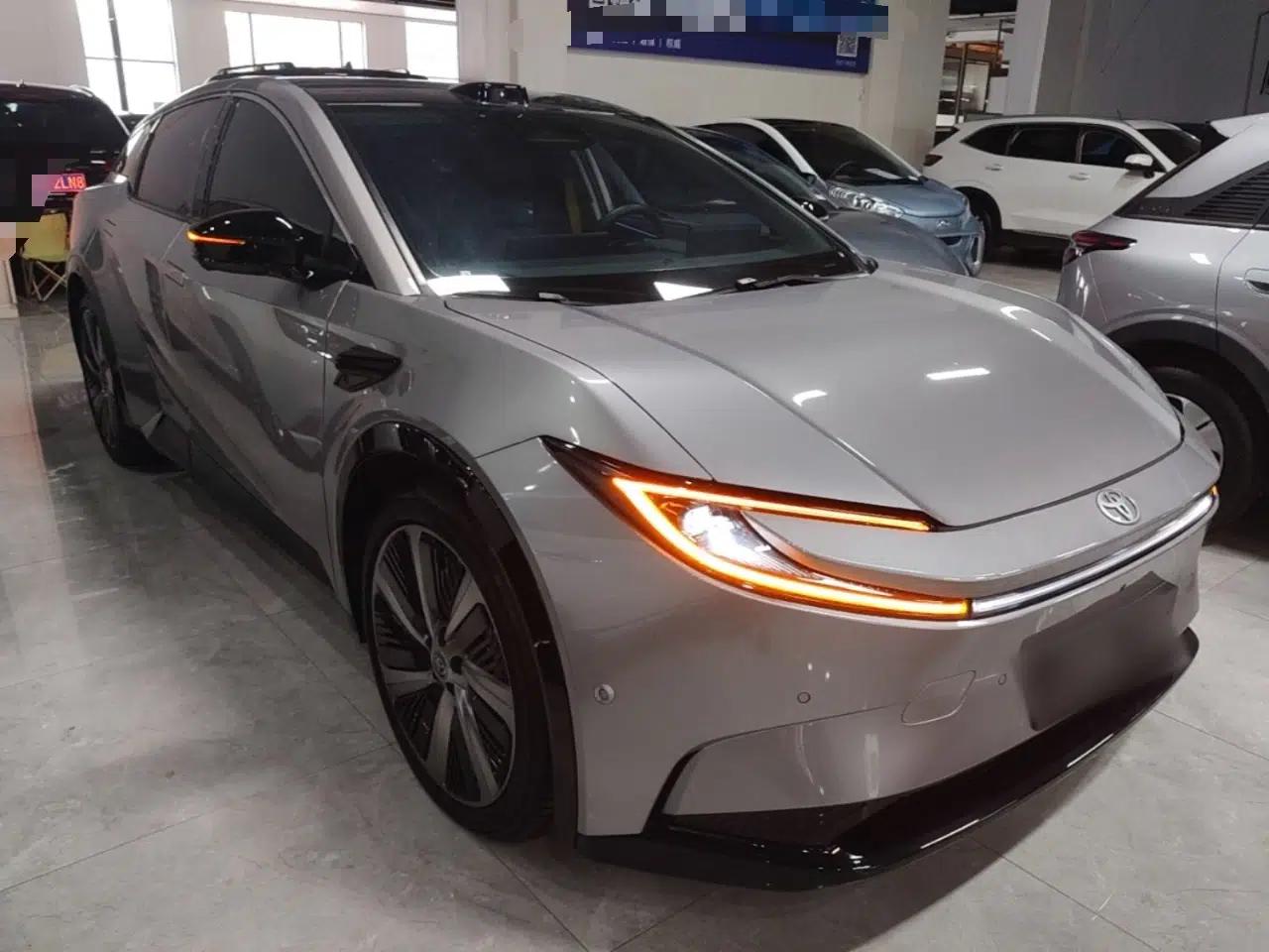 Toyota bZ5 2025 Model 550 PRO Smart Driving Edition — миниатюра 3