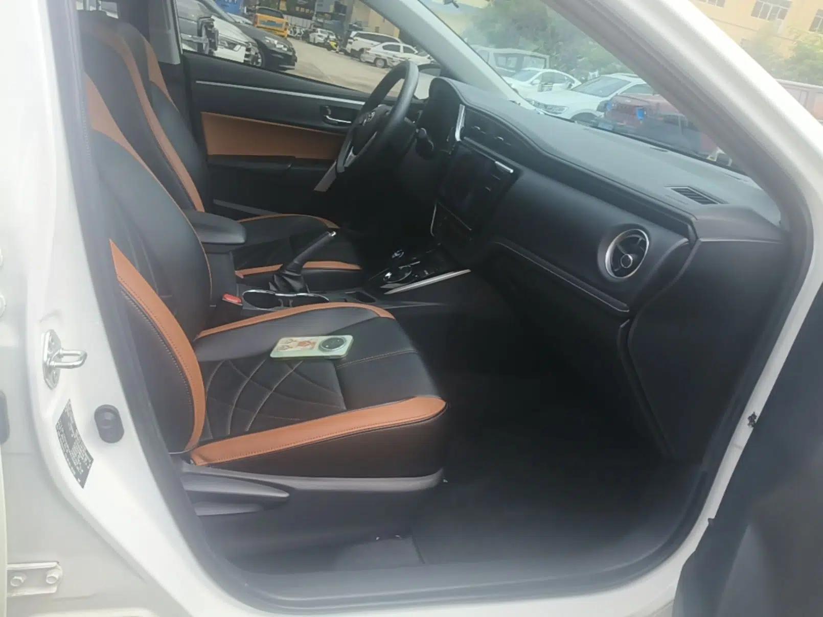 Toyota Corolla Hybrid E+ 2019 1.8L E-CVT Leading Edition — миниатюра 27