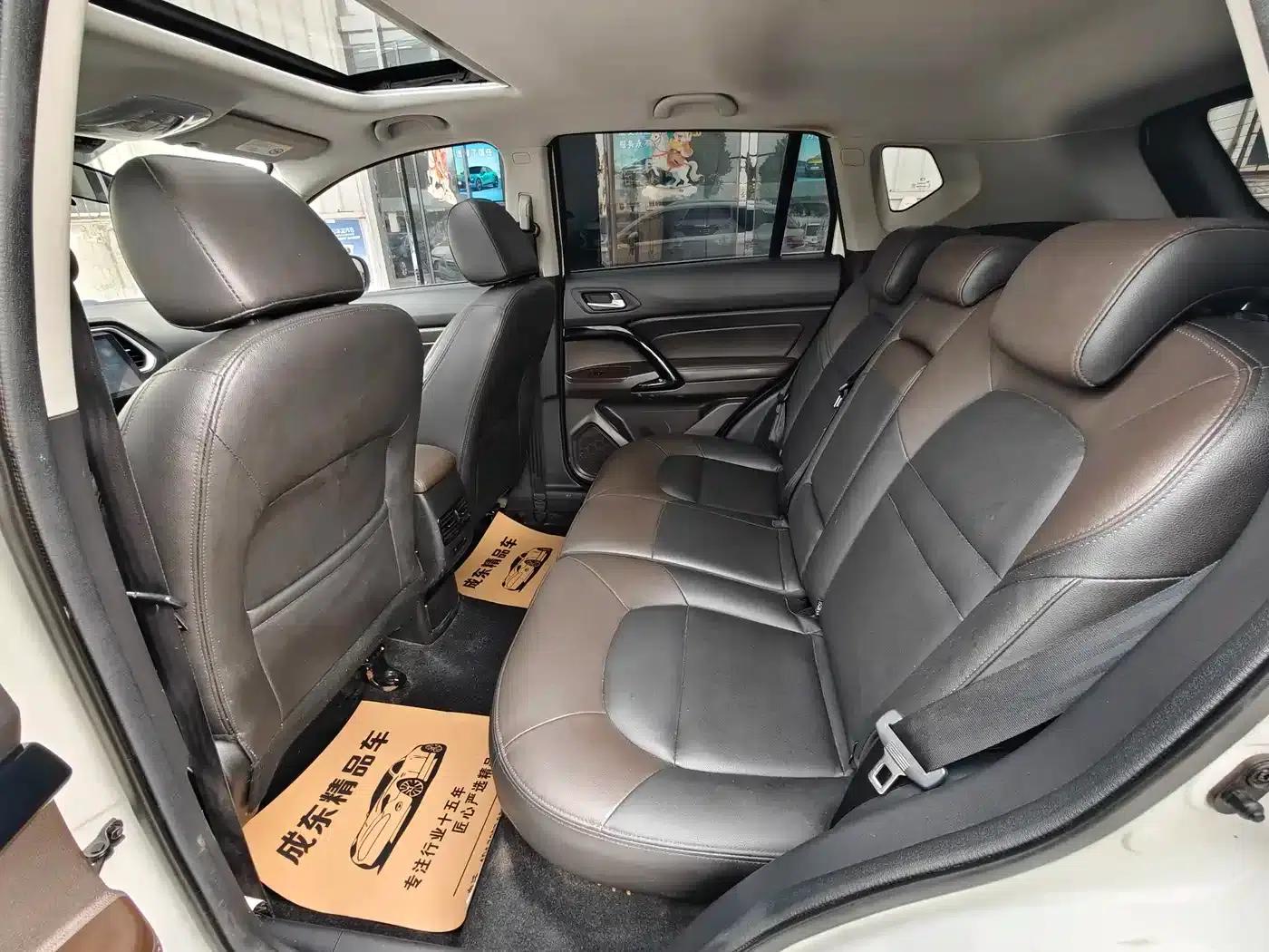 Trumpchi GS4 2017 235T Automatic 2WD Elite Edition — миниатюра 8