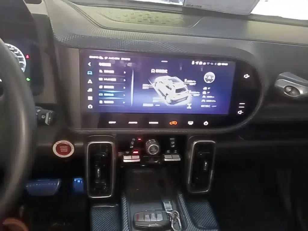 Haval Big Dog 2021 2.0T DCT 4WD Howling Dog Edition — миниатюра 13