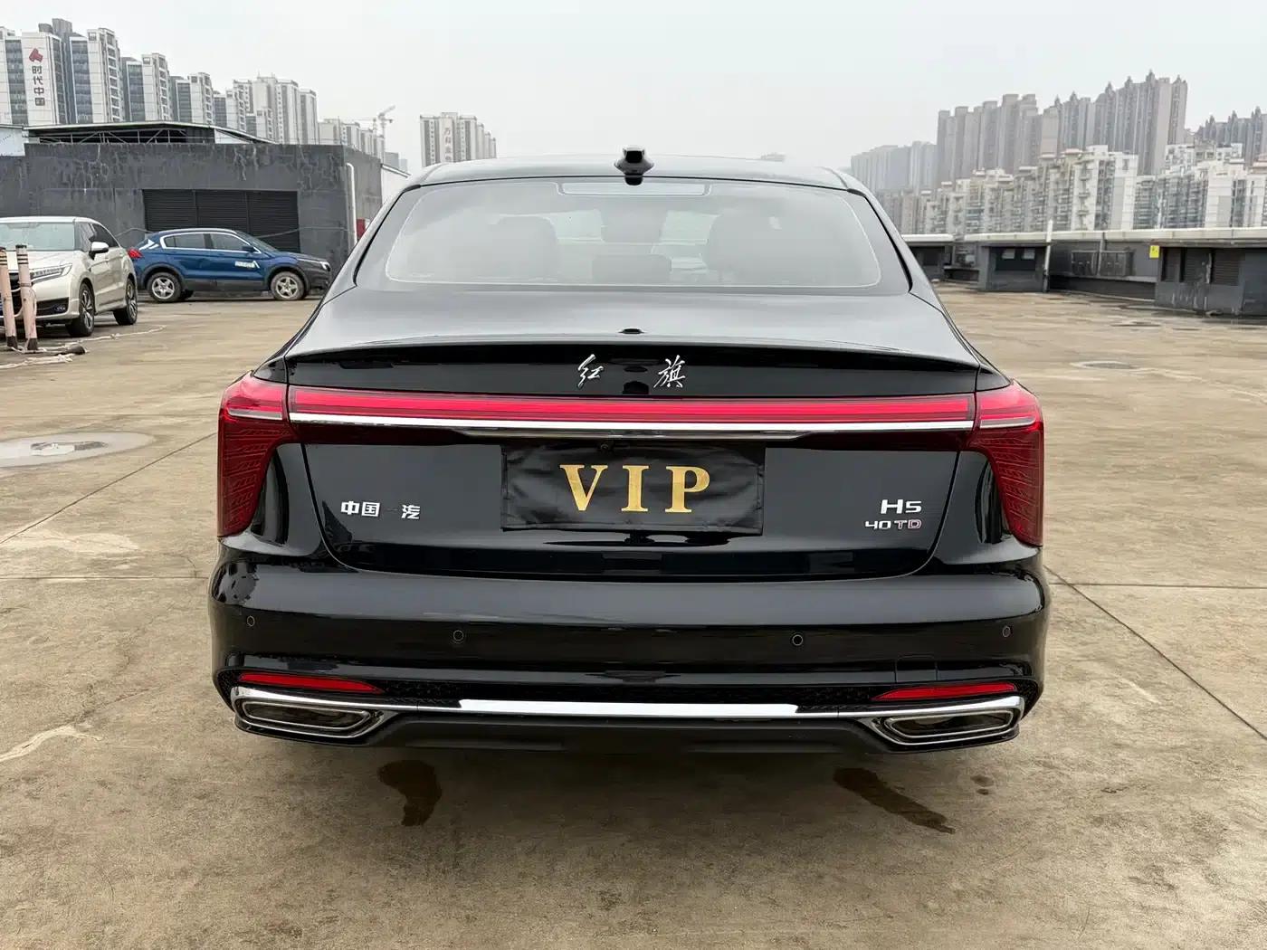 Hongqi H5 2023 2.0T Automatic Intelligent Flagship Edition — миниатюра 16