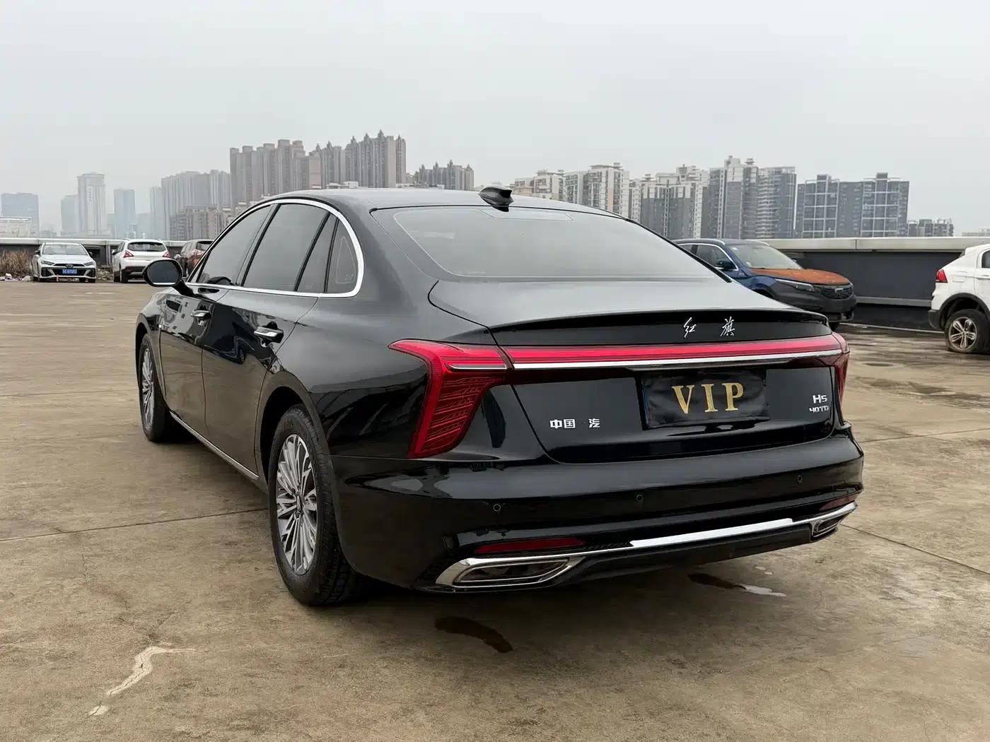 Hongqi H5 2023 2.0T Automatic Intelligent Flagship Edition — миниатюра 17