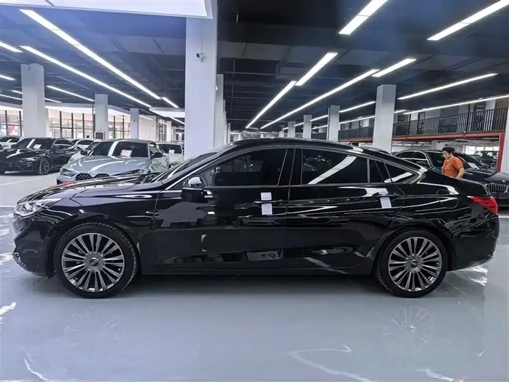 Hongqi H5 2020 1.5T DCT Flag Edition — миниатюра 16