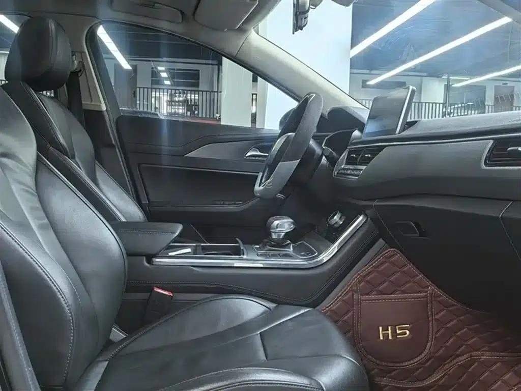 Hongqi H5 2020 1.5T DCT Flag Edition — миниатюра 10
