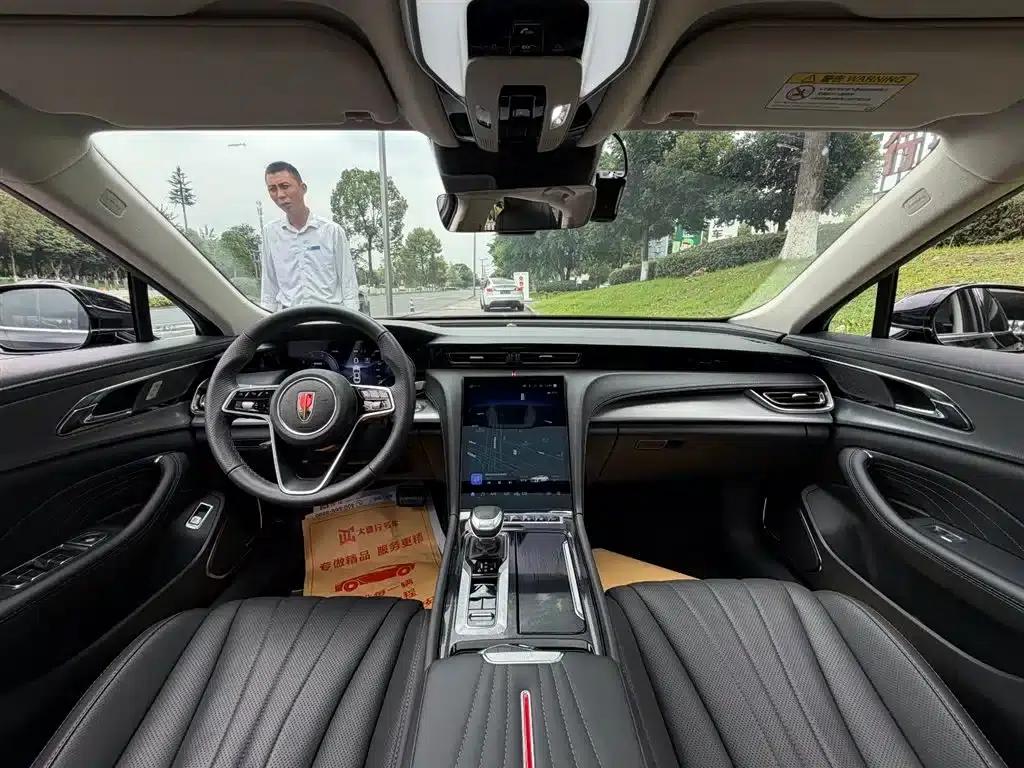 Hongqi H5 2024 2.0T Automatic Intelligent Flagship Edition — миниатюра 11