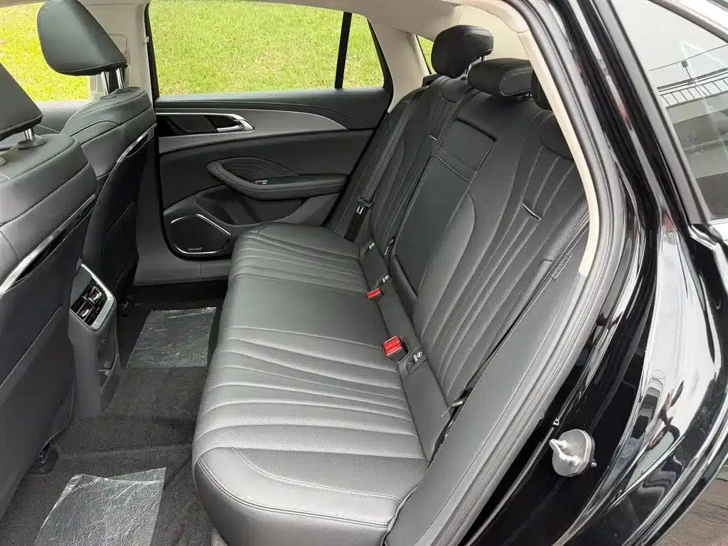 Hongqi H5 2024 2.0T Automatic Intelligent Flagship Edition — миниатюра 10