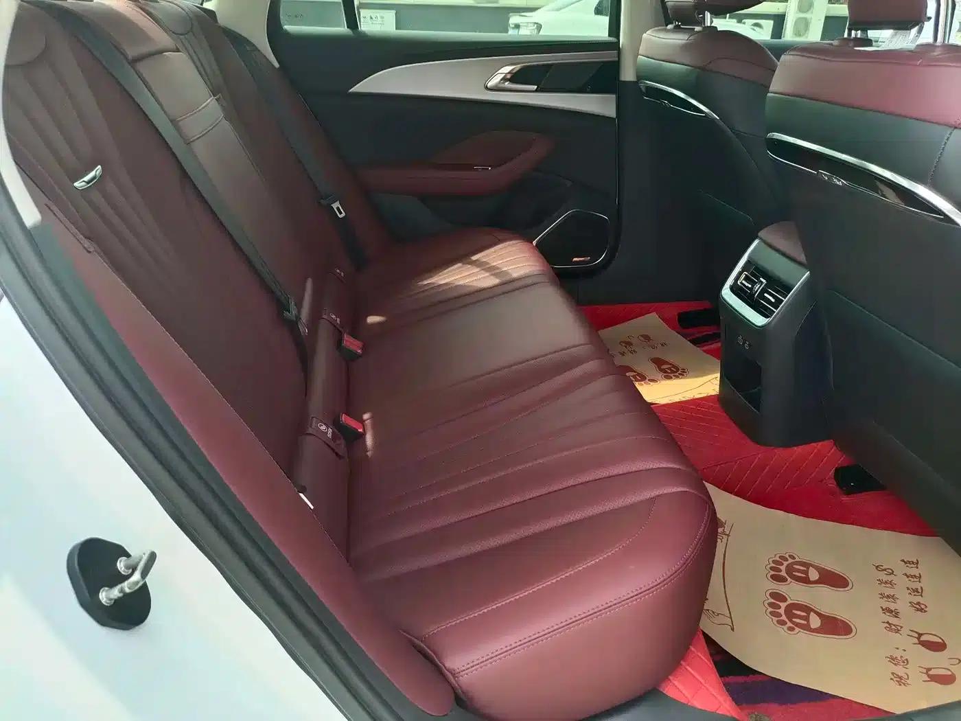 Hongqi H5 2023 2.0T Automatic Intelligent Flagship Edition — миниатюра 9