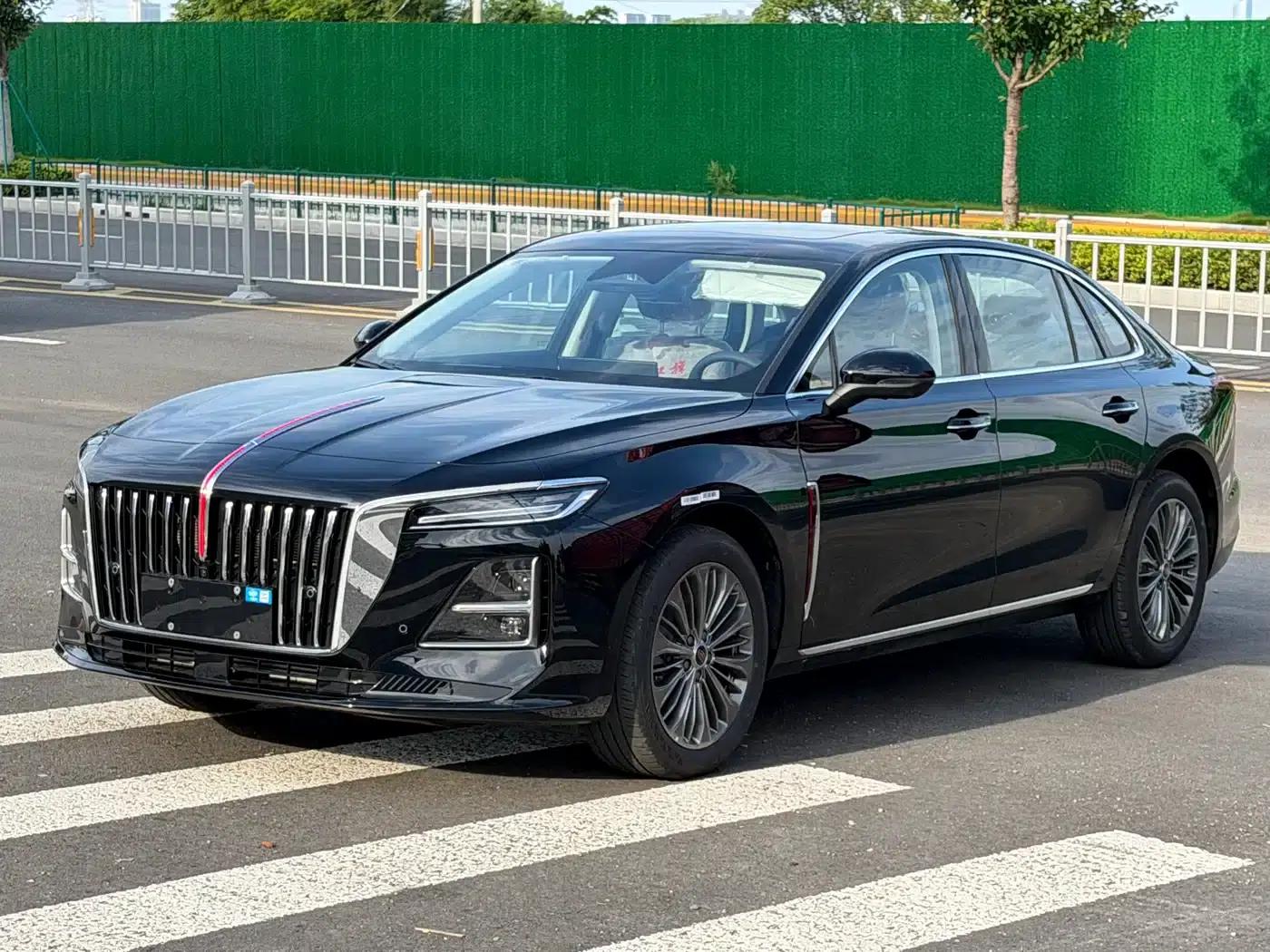 Hongqi H5 2026 2.0T Automatic Flagship Pro Edition — миниатюра 1