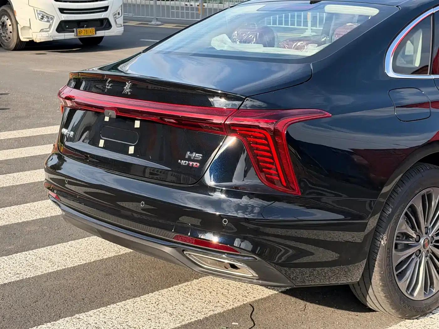 Hongqi H5 2026 2.0T Automatic Flagship Pro Edition — миниатюра 11