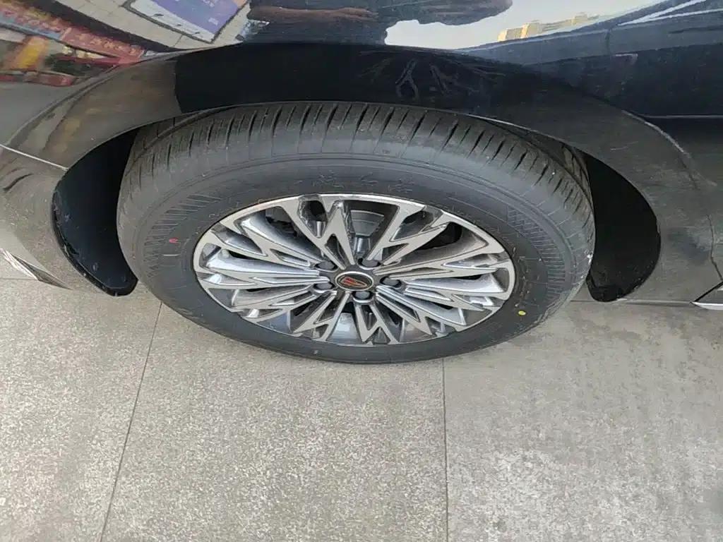 Hongqi H5 2025 1.5T DCT Flag Edition — миниатюра 23