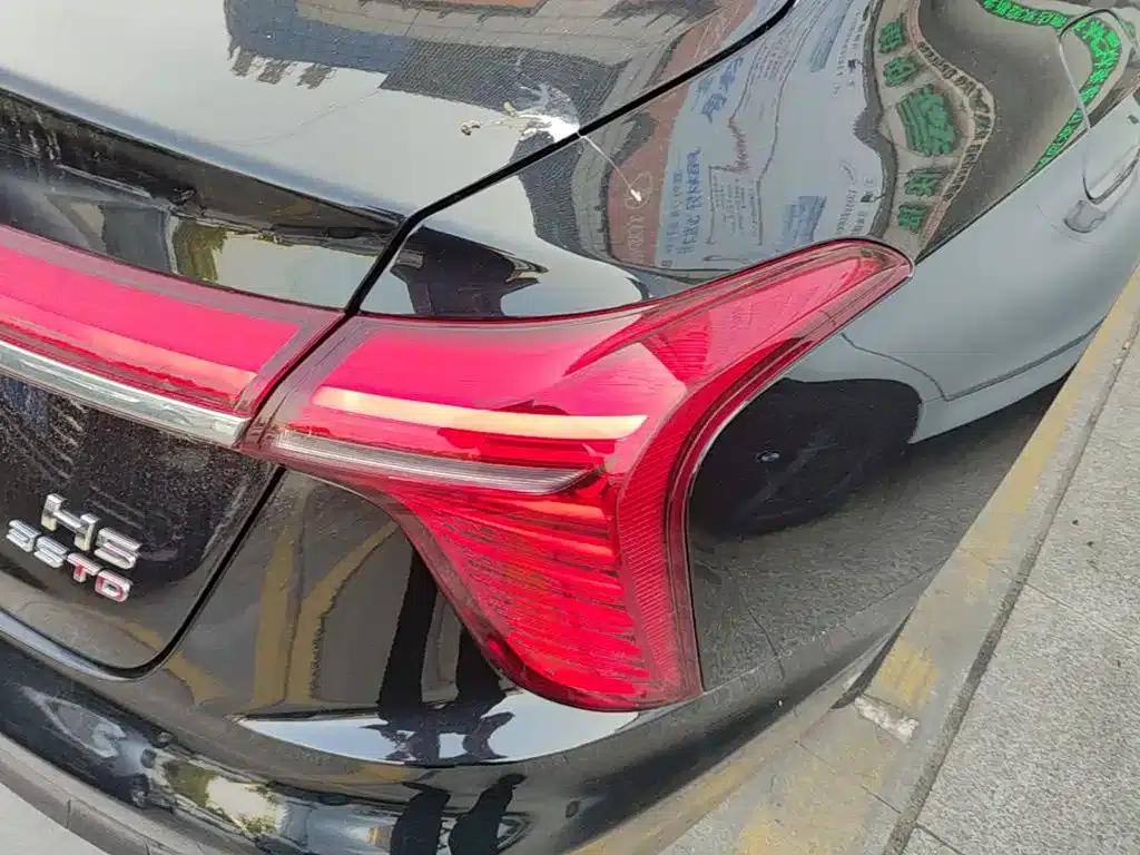 Hongqi H5 2025 1.5T DCT Flag Edition — миниатюра 8