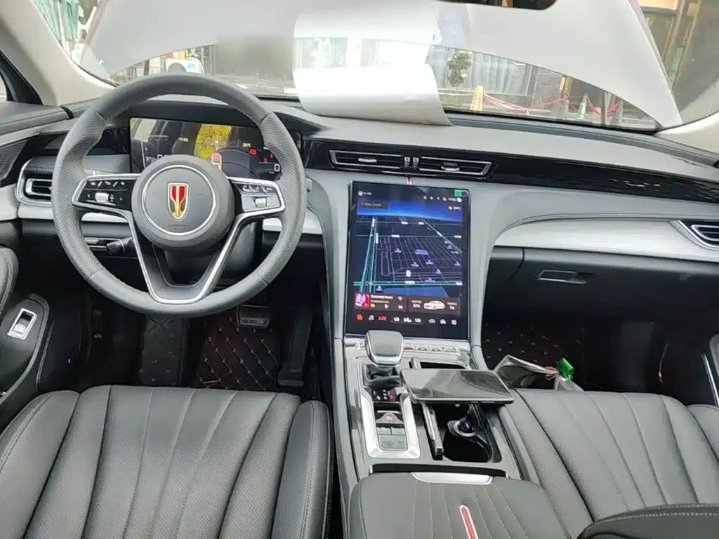 Hongqi H5 2025 1.5T DCT Flag Edition — миниатюра 10