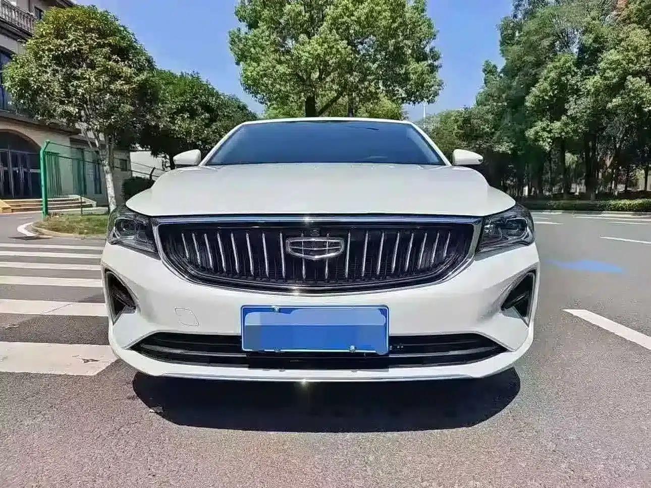 Geely Emgrand 2022 4th Generation 1.5L CVT Premium — миниатюра 2