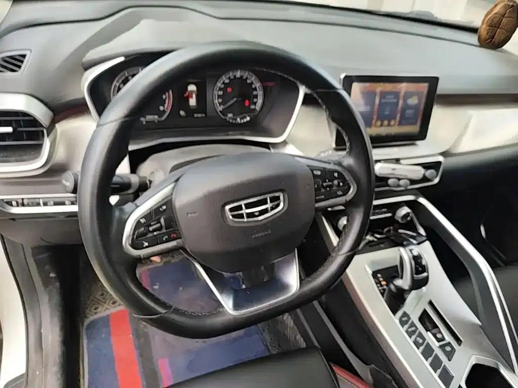 Geely Binyue 2020 Facelift 240T DCT Hunter — миниатюра 11