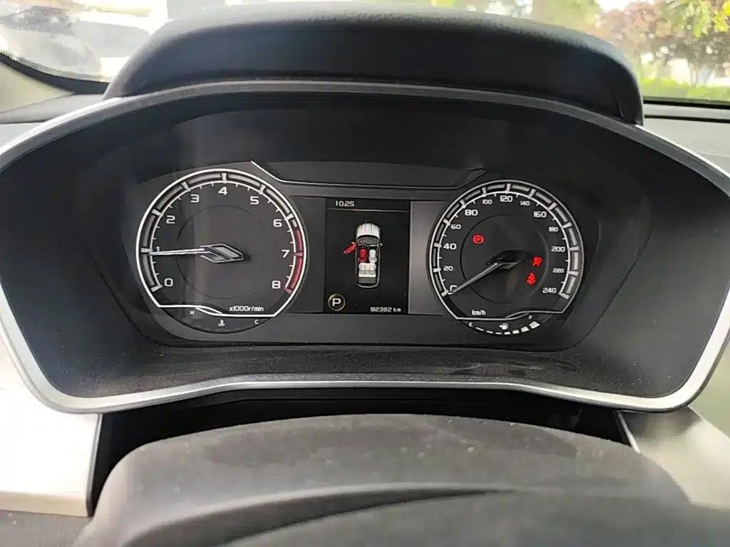 Geely Binyue 2020 Facelift 240T DCT Hunter — миниатюра 12