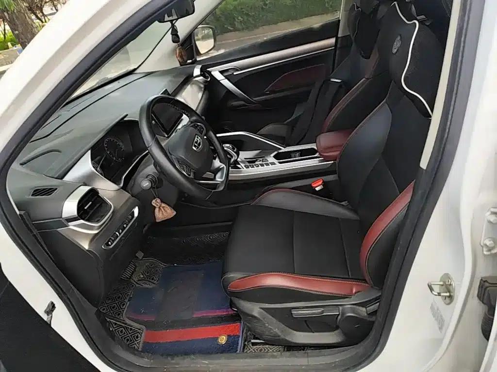 Geely Binyue 2020 Facelift 240T DCT Hunter — миниатюра 16