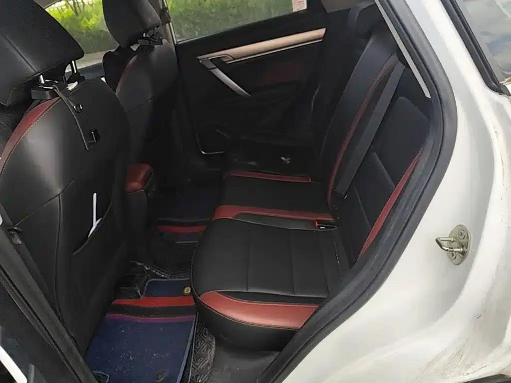 Geely Binyue 2020 Facelift 240T DCT Hunter — миниатюра 17