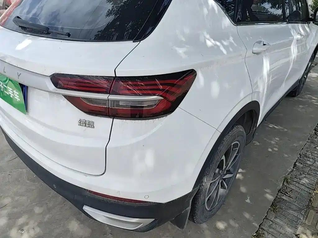 Geely Binyue 2020 Facelift 240T DCT Hunter — миниатюра 8