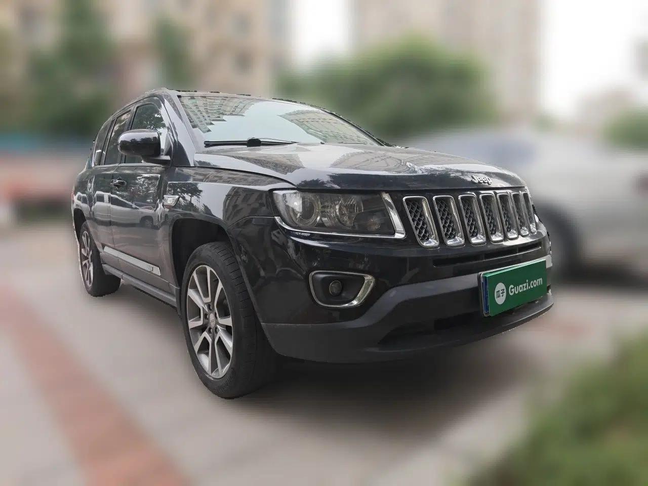 Jeep Compass 2014 2.4L four-wheel drive luxury navigation version — миниатюра 3