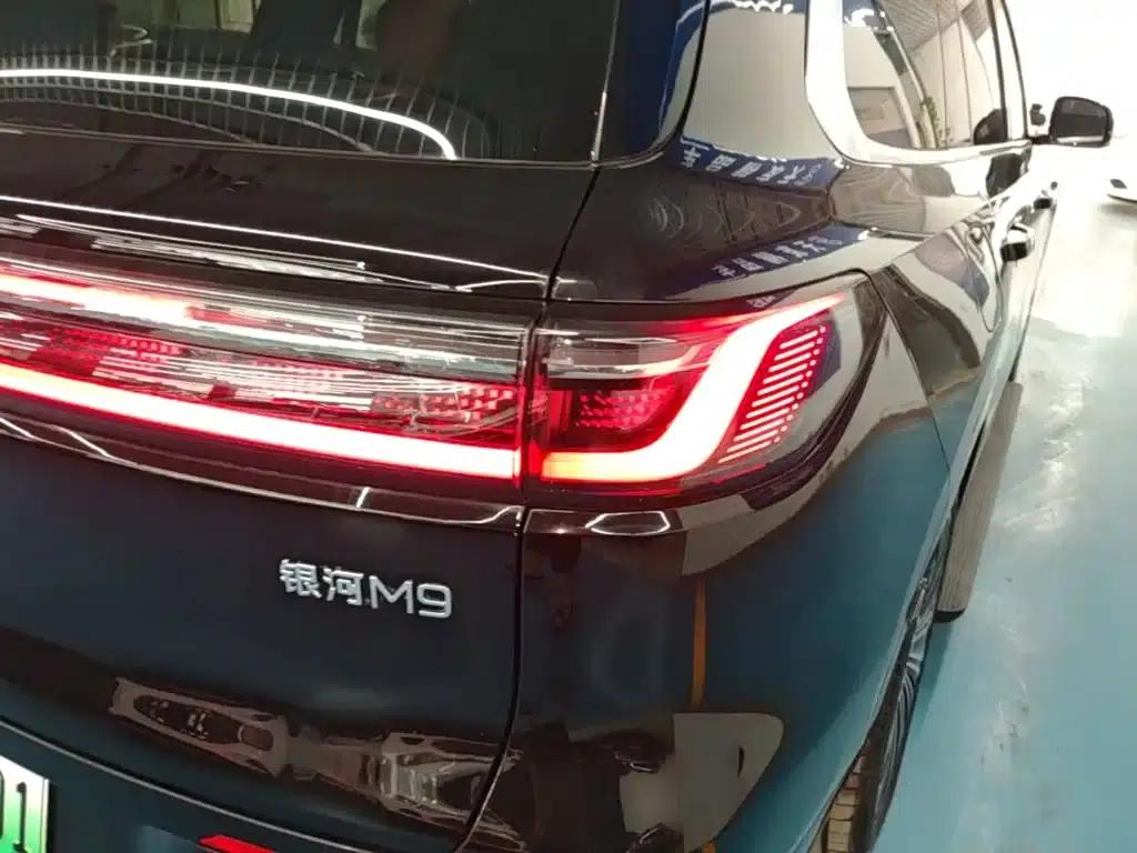 Galaxy M9 2025 210km/h AWD Navigator Edition — миниатюра 8