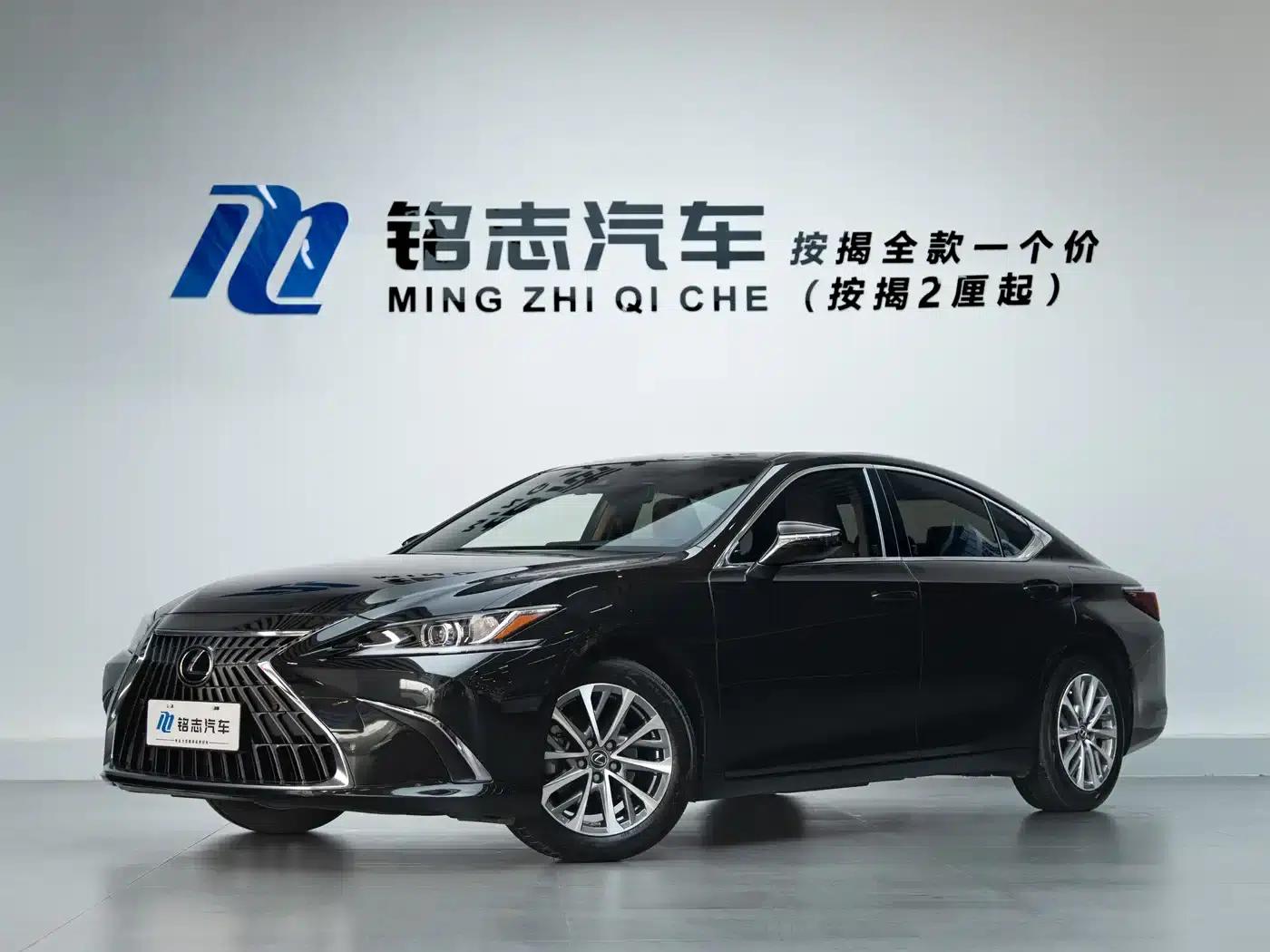 Lexus ES 2022 200 Premium Edition — миниатюра 3