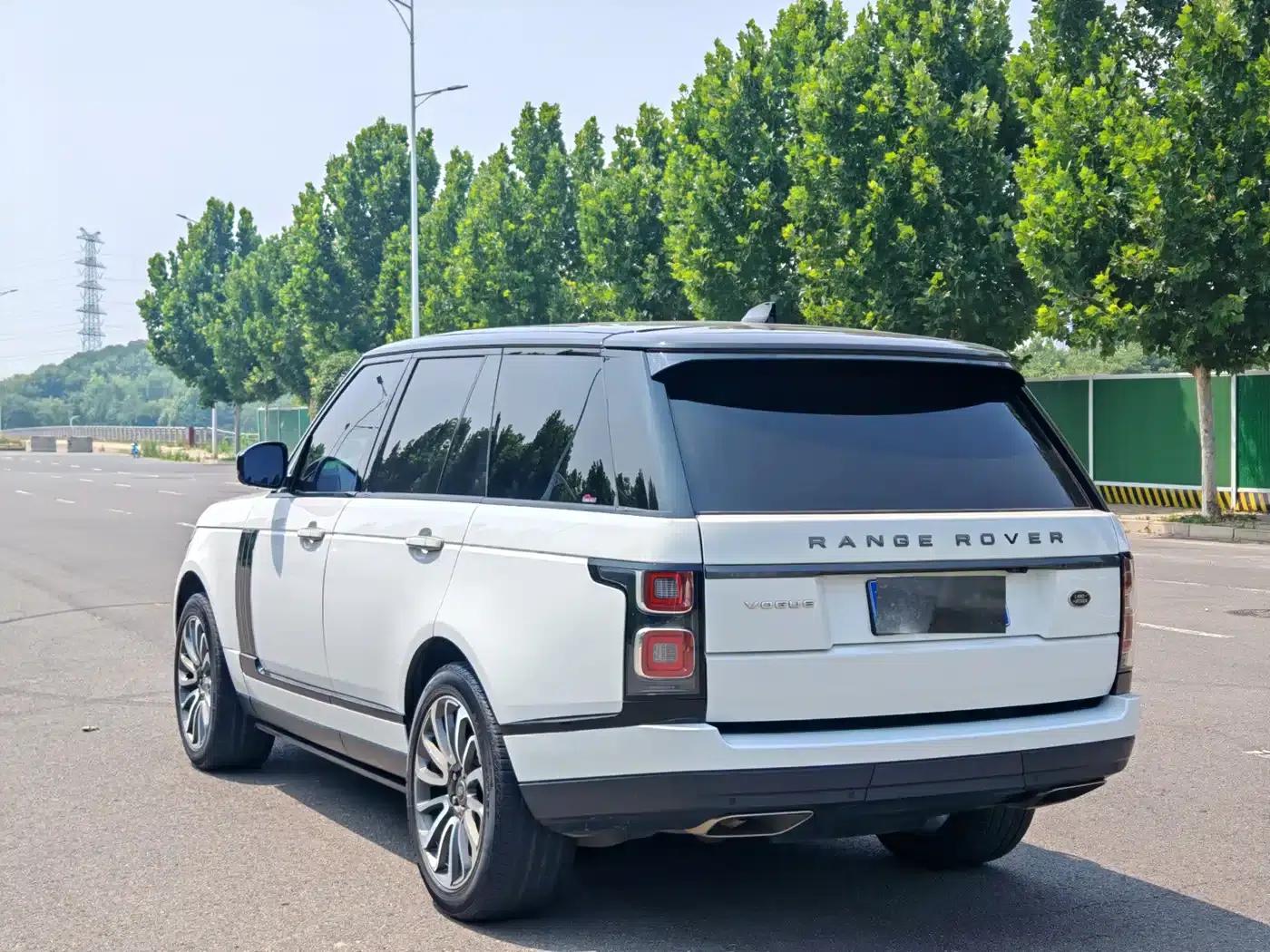 Range Rover 2020 3.0 L6 Grand Edition — миниатюра 4