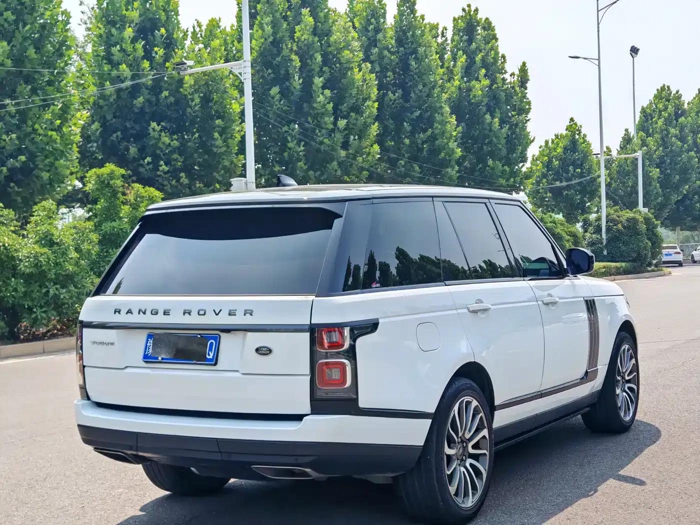 Range Rover 2020 3.0 L6 Grand Edition — миниатюра 6