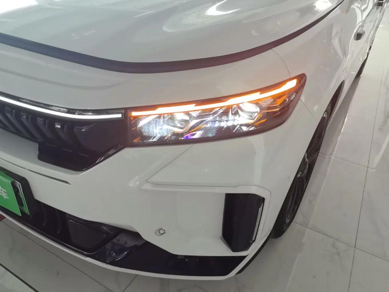 VOYAH FREE 2024 Ultra-Long Range Intelligent Driving Version — миниатюра 8